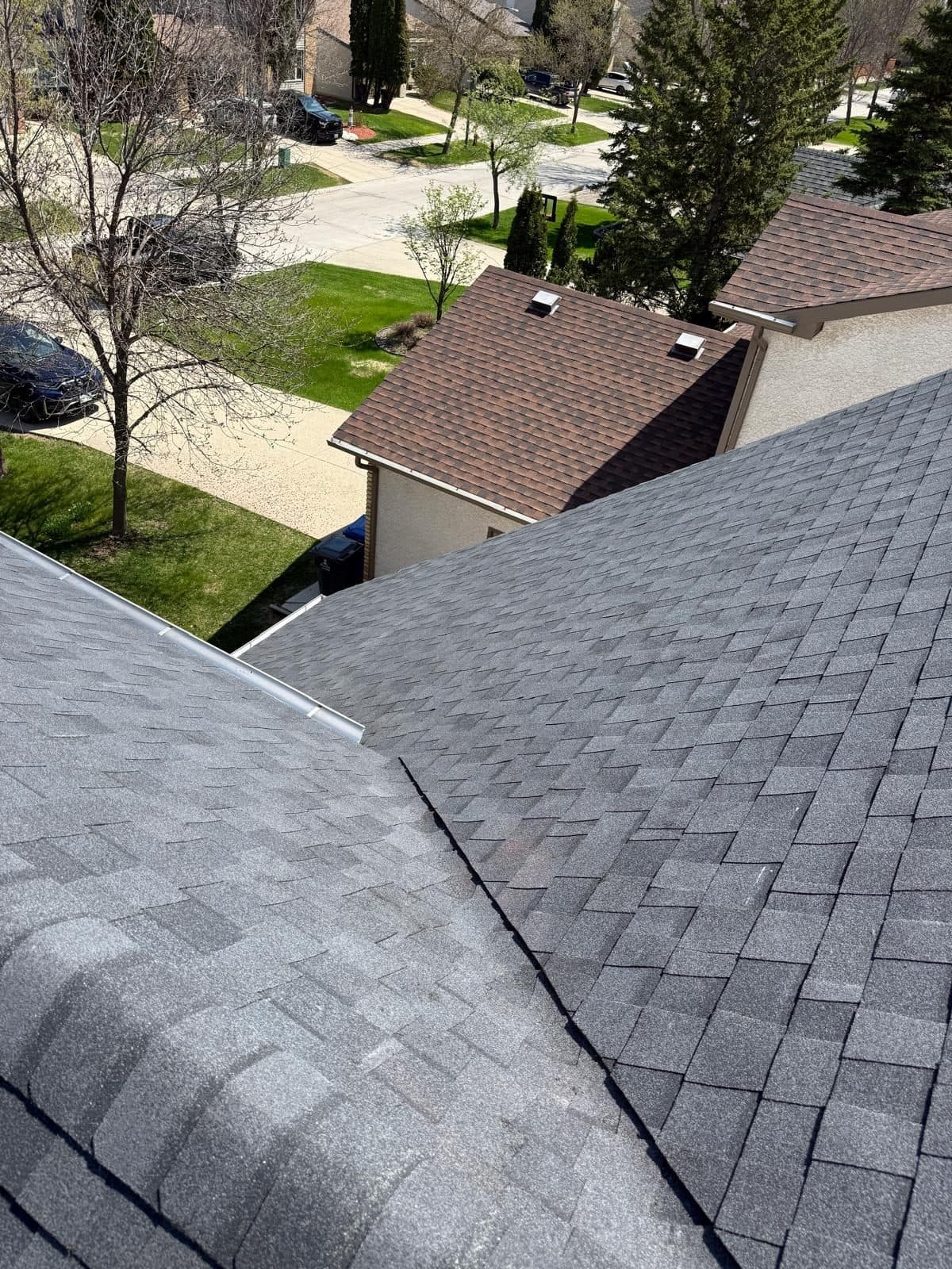 Roof Repair — Rino Roofing, Winnipeg